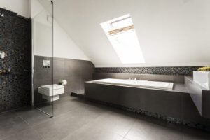 屋根裏部屋 オシャレ 装飾 ポイント