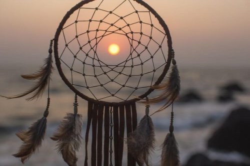 寝室に飾るドリームキャッチャー