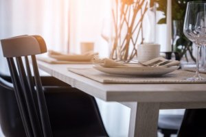 適切なテーブルセッティングの方法