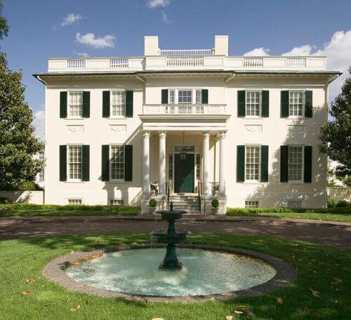 植民地時代の家