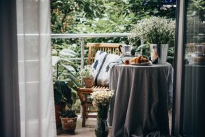 テラスを春の装いにしてみよう