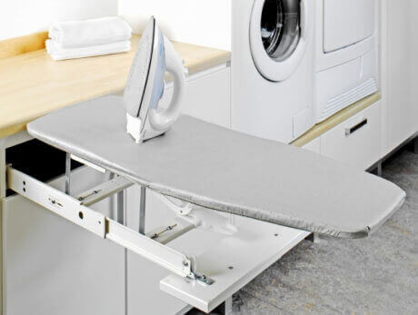 アイロン台の収納