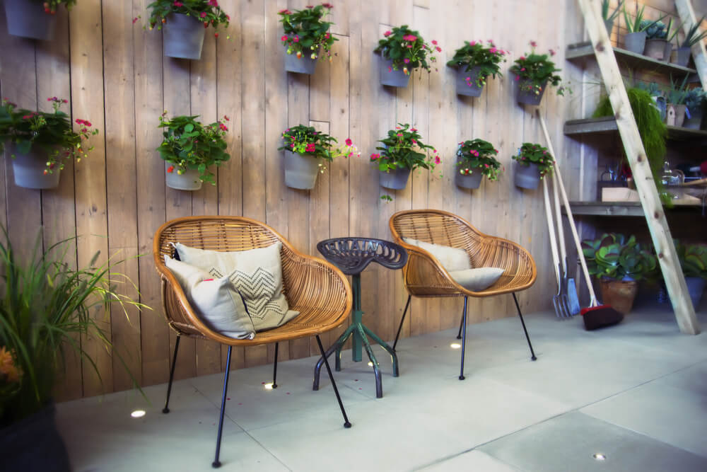 15m²のパティオを飾るためのアイデア パティオチェア