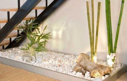 階段下スペース