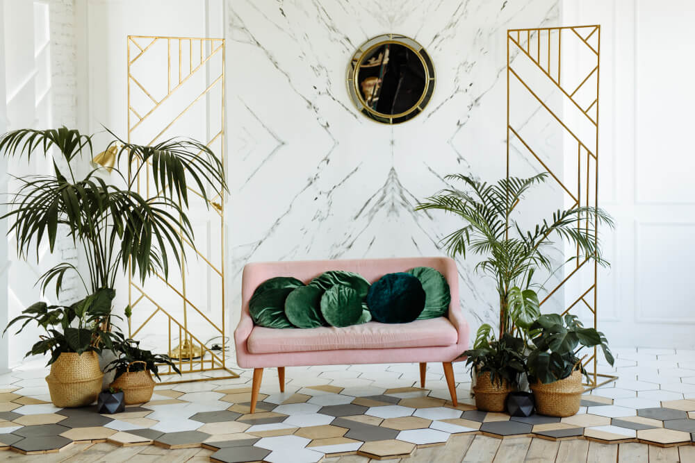 室内のインテリアに最適なヤシの木の種類 室内での配置方法