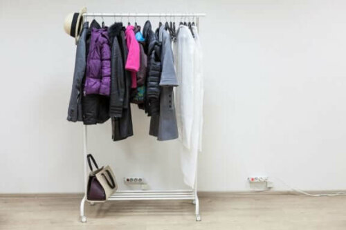 ハンガーラック